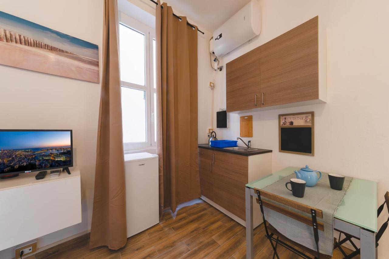 Appartamento Maddalena Alto - Affitti Brevi Italia Genua Exteriör bild