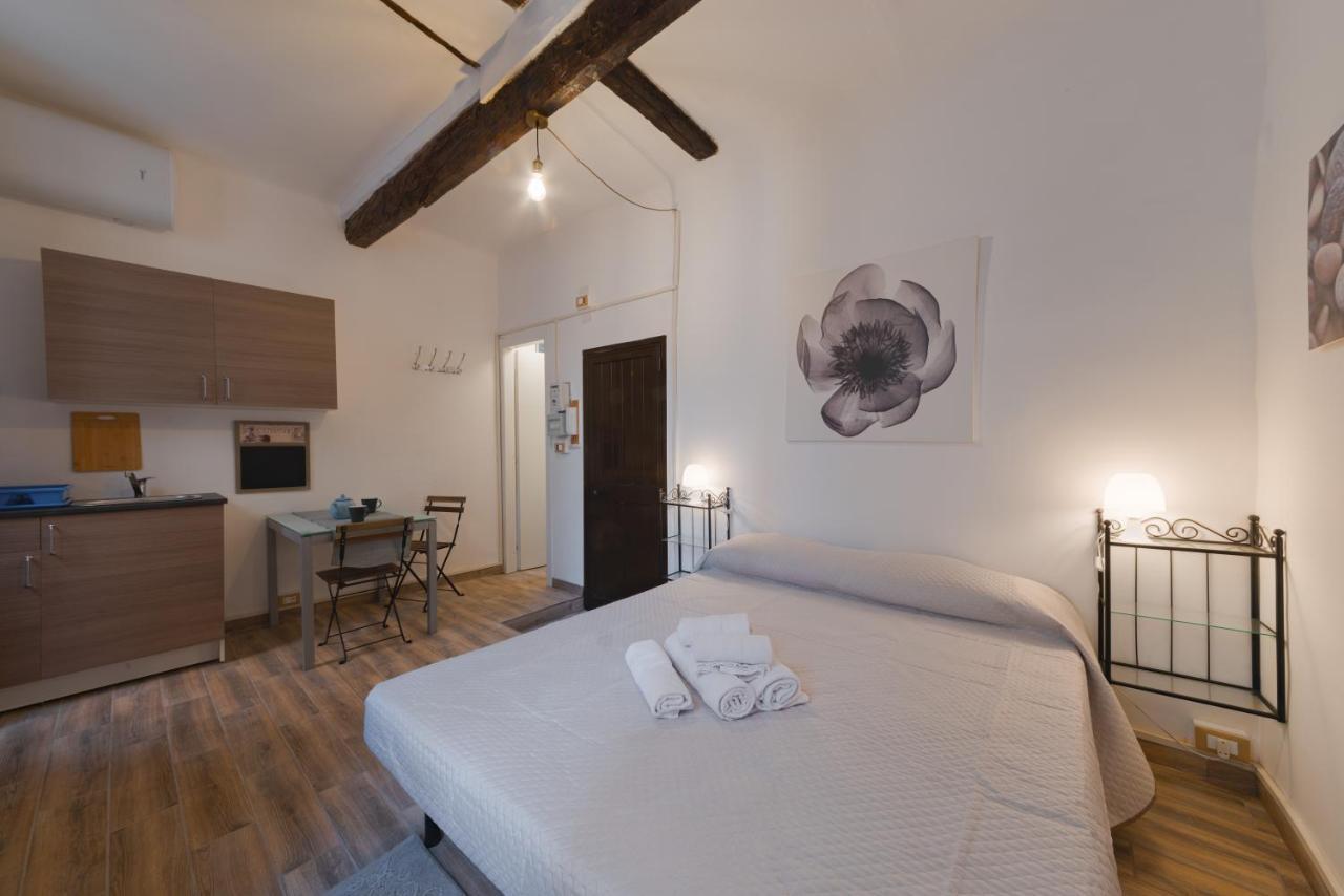 Appartamento Maddalena Alto - Affitti Brevi Italia Genua Exteriör bild
